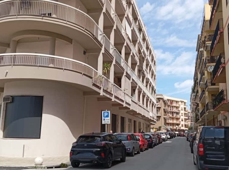 Vista esterna Monolocale Via Capitano Massimo Scala, 26, Milazzo ! Affitto - Immobilfin Srl Milazzo