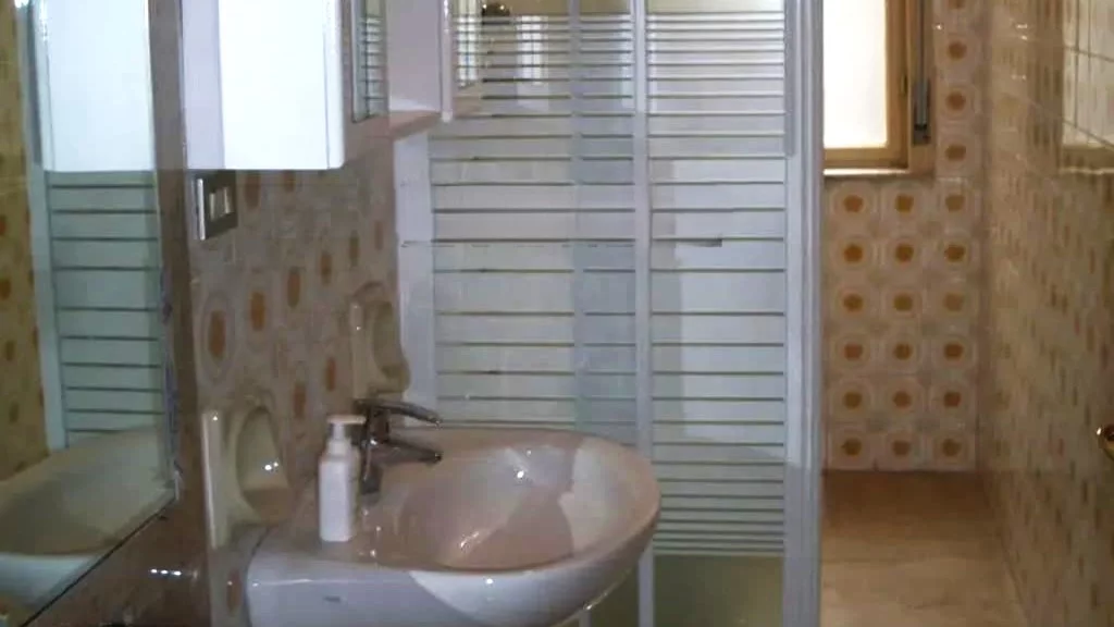 Bagno Appartamento in Affitto Via Marina Garibaldi Milazzo