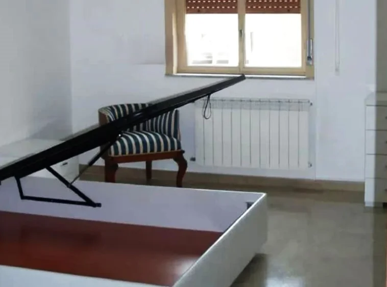 Camera da Letto Appartamento in Affitto Via Marina Garibaldi Milazzo