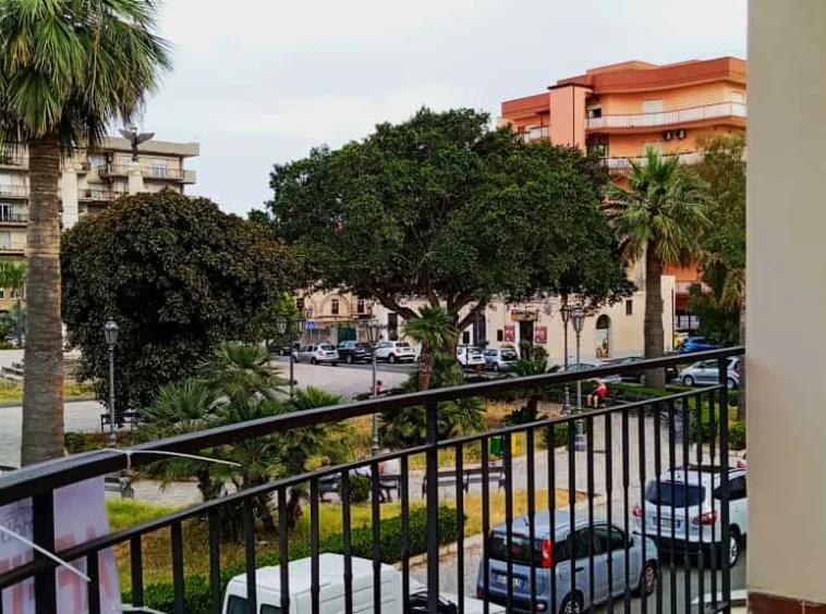 Bagno Privato con Doccia Mini Appartamento Piazza Roma Milazzo - Immobilfin