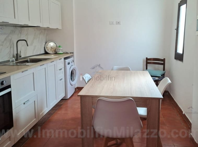 Cucina Affitto Appartamento Trilocale in Via San Papino Milazzo - Immbobilfin Milazzo