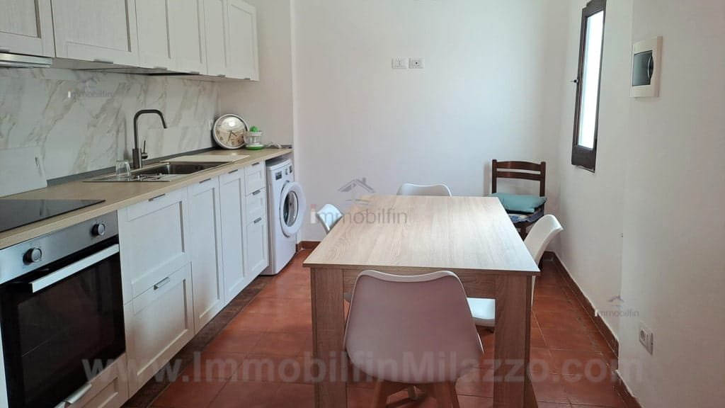 Cucina Affitto Appartamento Trilocale in Via San Papino Milazzo - Immbobilfin Milazzo