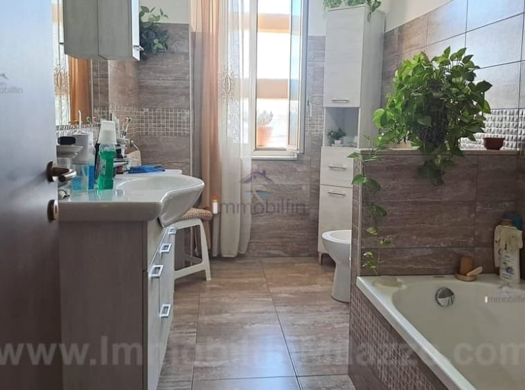Bagno - Appartamento Quadrilocale Via Cumbo Borgia, Milazzo (Me) - Immobilfin Milazzo