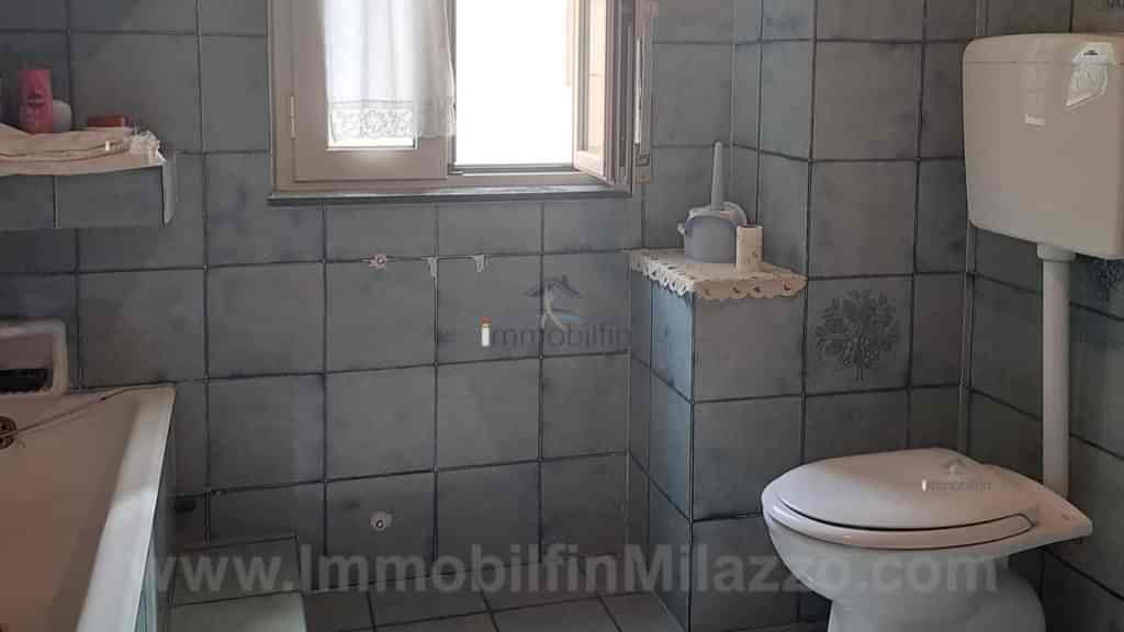 Bagno - Vendita Appartamento 4 locali in Via Marinaio d'Italia, 50, Milazzo (Me) - Immobilfin Milazzo